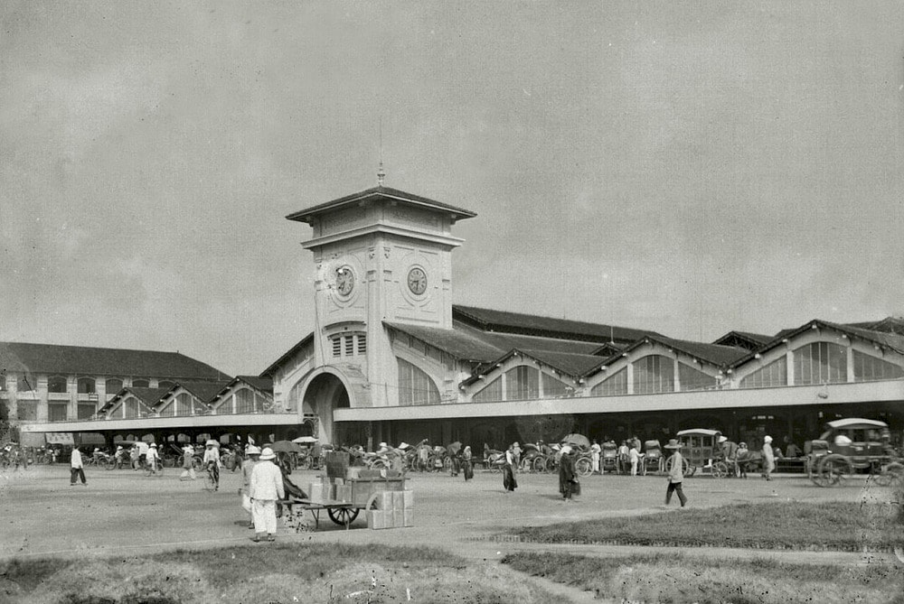 Old documentary image when the Ben Thanh Market was first built